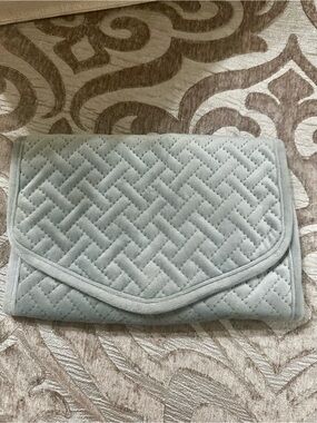 Quilted Fold-Over Jewelry Clutch in Pale Gray